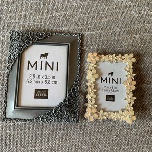 2 mini metal photo frames